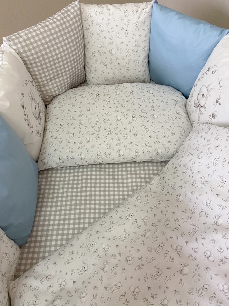 Lappetti Комплект в детскую кроватку с подушечками Кролик Лапин